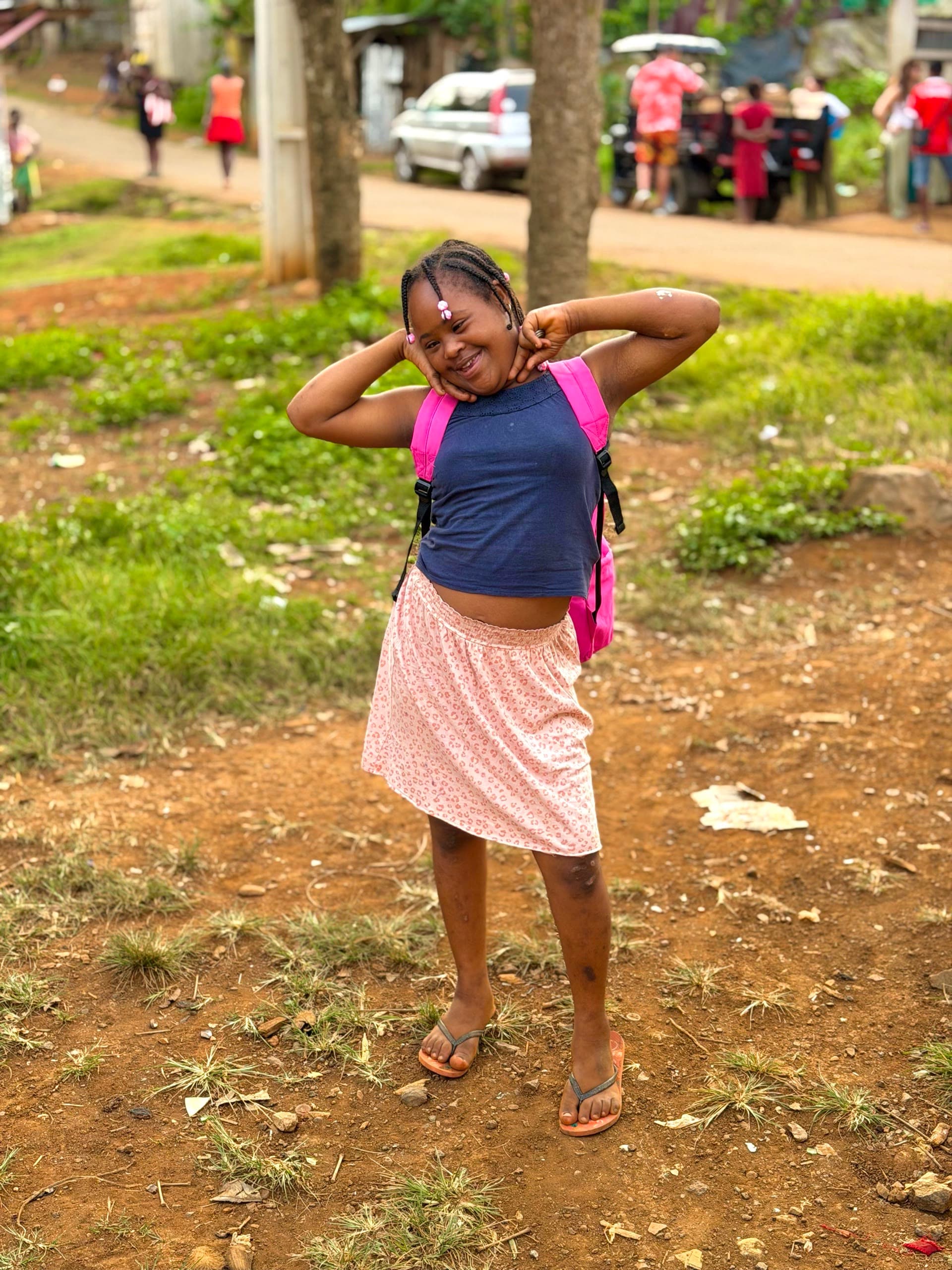 Pátio de uma escola em São Tomé e Príncipe.